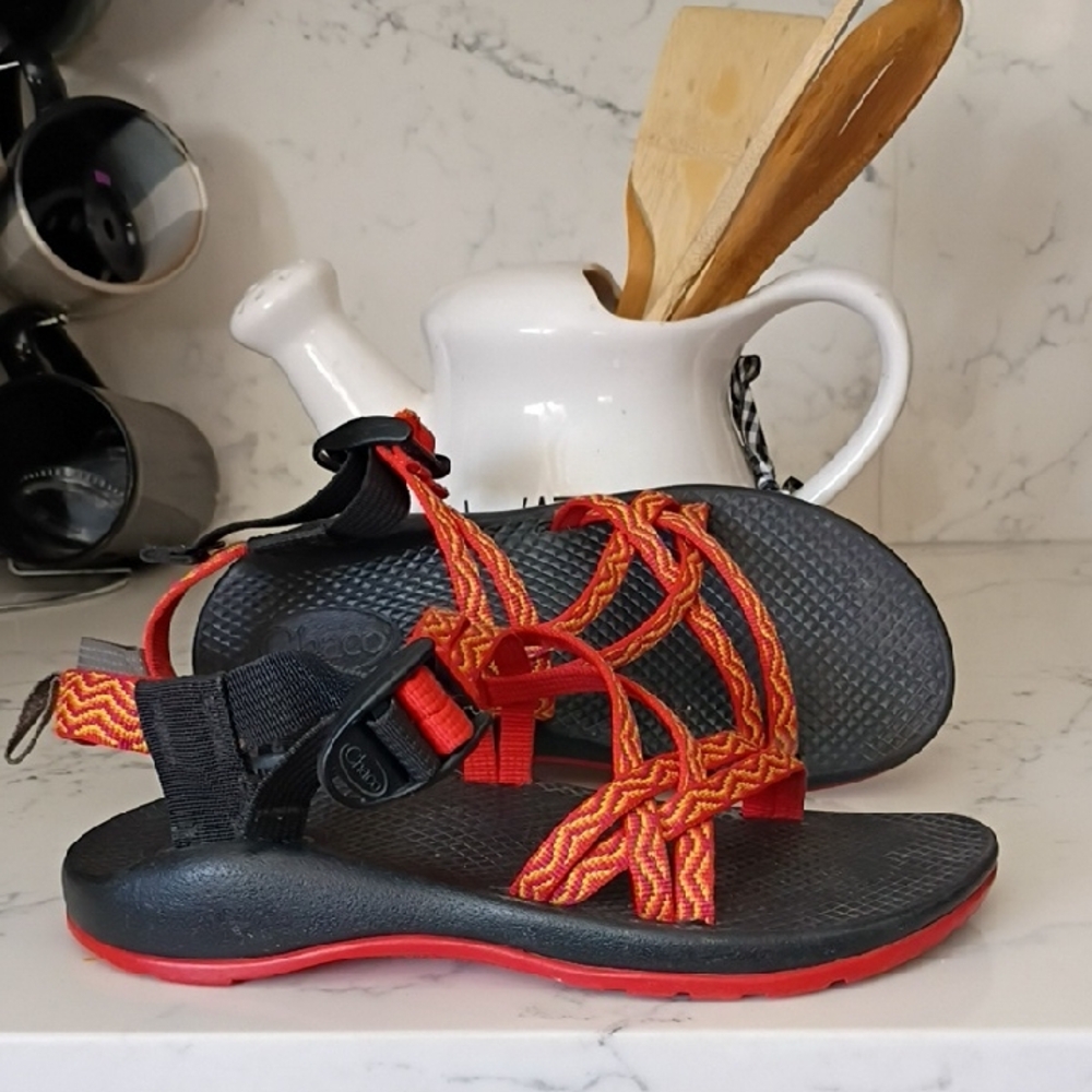 Chaco Sandals Kids - Picture 1 of 6